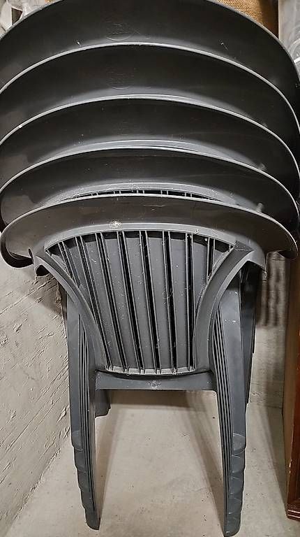 Sedie: 6 Chaises de jardin – Usato da Crissier venduto da mar_vn9b