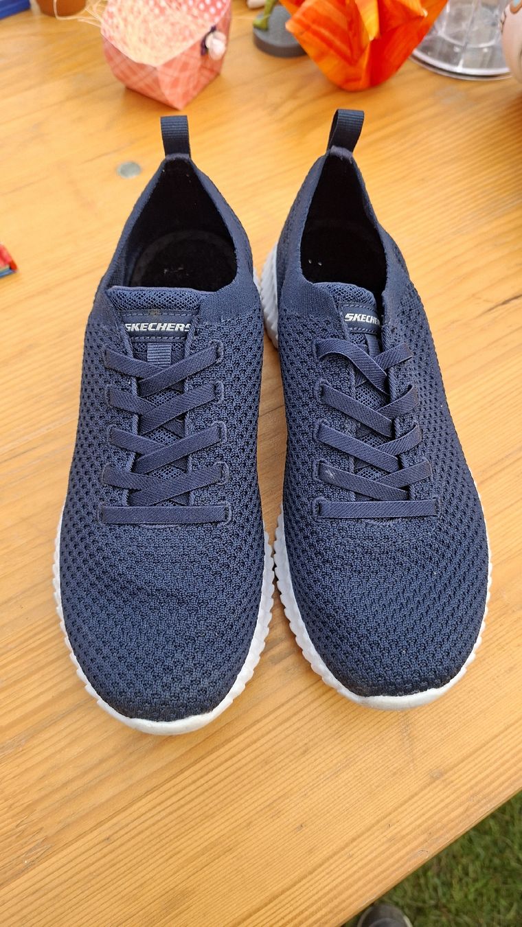 Skechers Scarpe da donna: Skechers Sneaker Gr. 39 Dunkelblau – Usato da Rüfenacht BE venduto da Christkindli89 3
