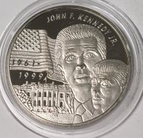 5 DOLLARS / LIBERIA 1999 (UNC. in Kapsel)