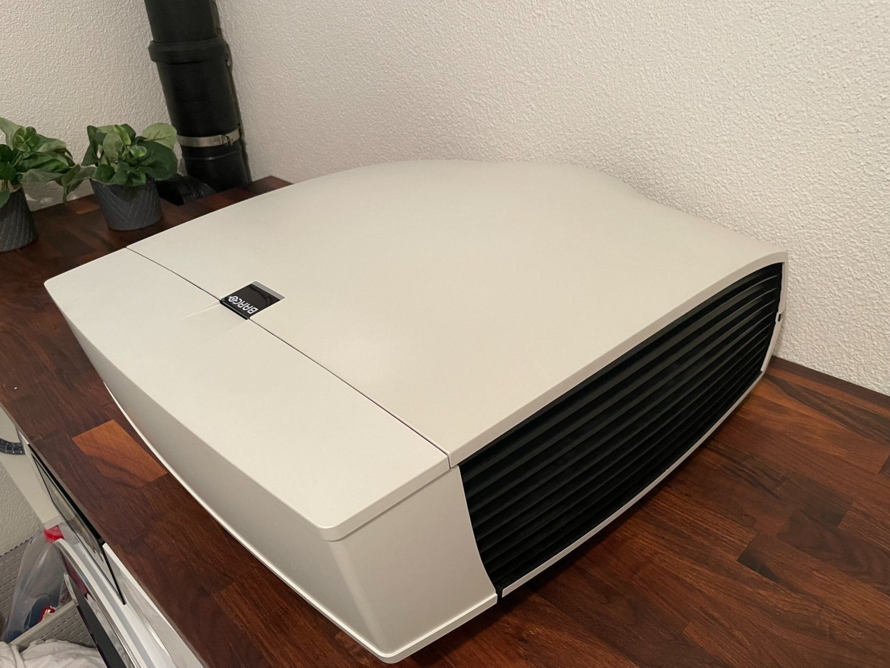 Proiettori: Barco Profi Laserbeamer 6000 Ansi inkl. 2 Objektive – Nuovo (secondo la descrizione) da Mellingen venduto da Browser67 2