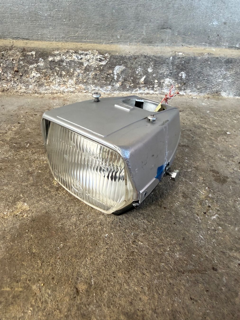Puch Parti ricambio per ciclomotori: Mofa Lampe Eckig – Usato da Fahrni b. Thun venduto da berger_tuning34