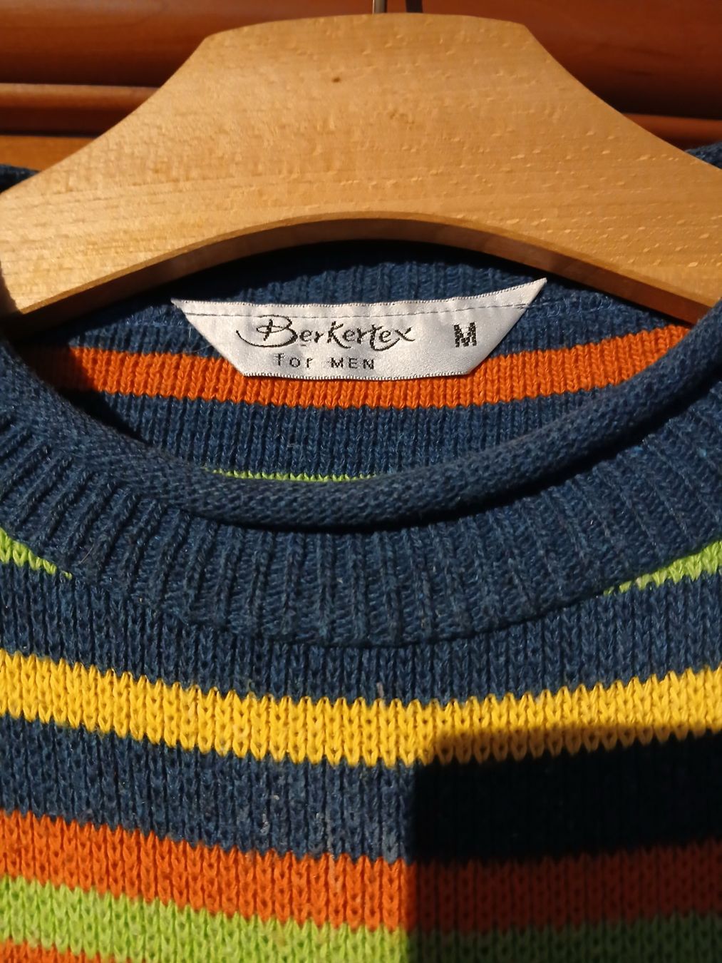 Maglioni & Felpe: Buntgestreifter Winterpullover – Usato da Boswil venduto da Aludo 2