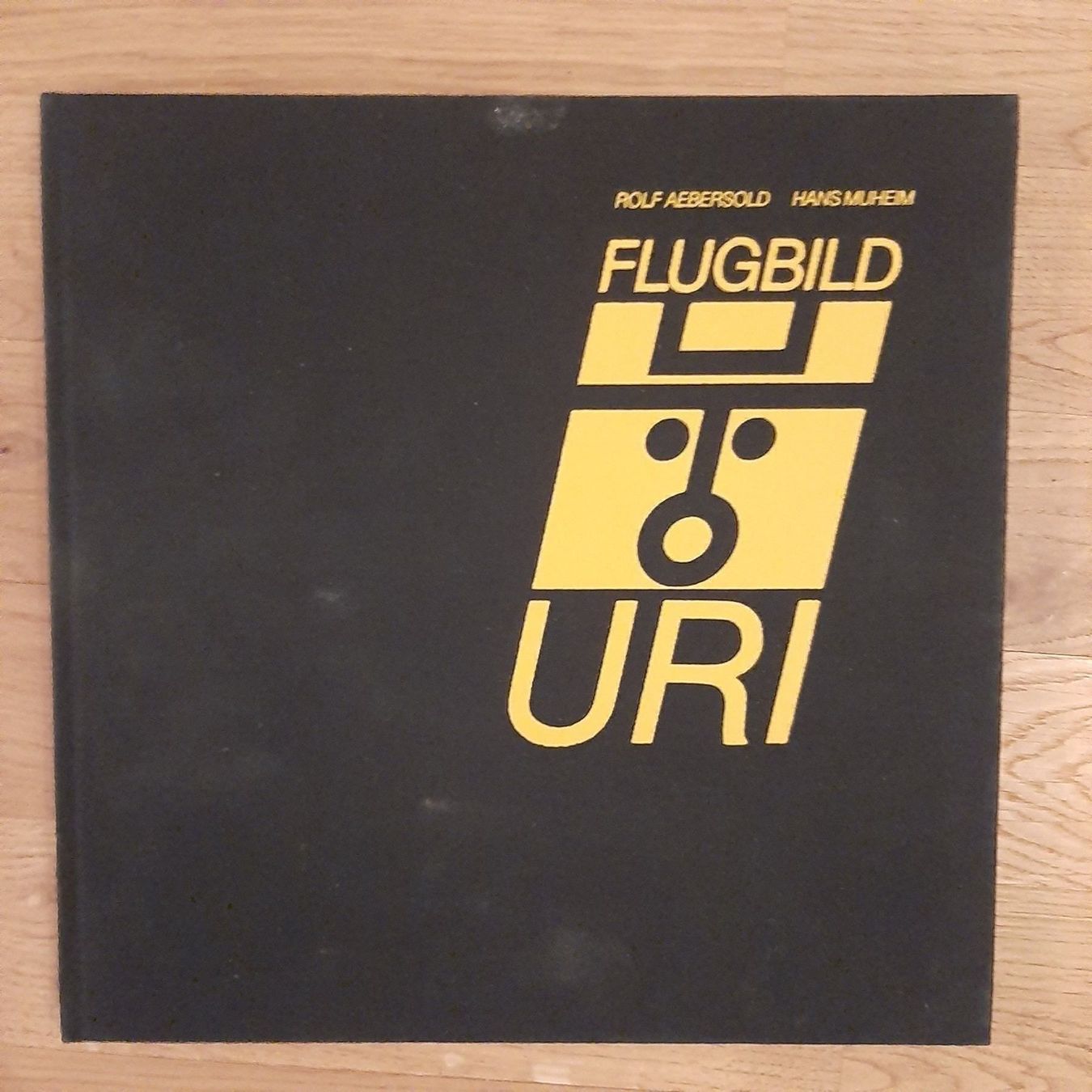 Libri: Flugbild Uri – Usato da Zürich venduto da Philotimo 3