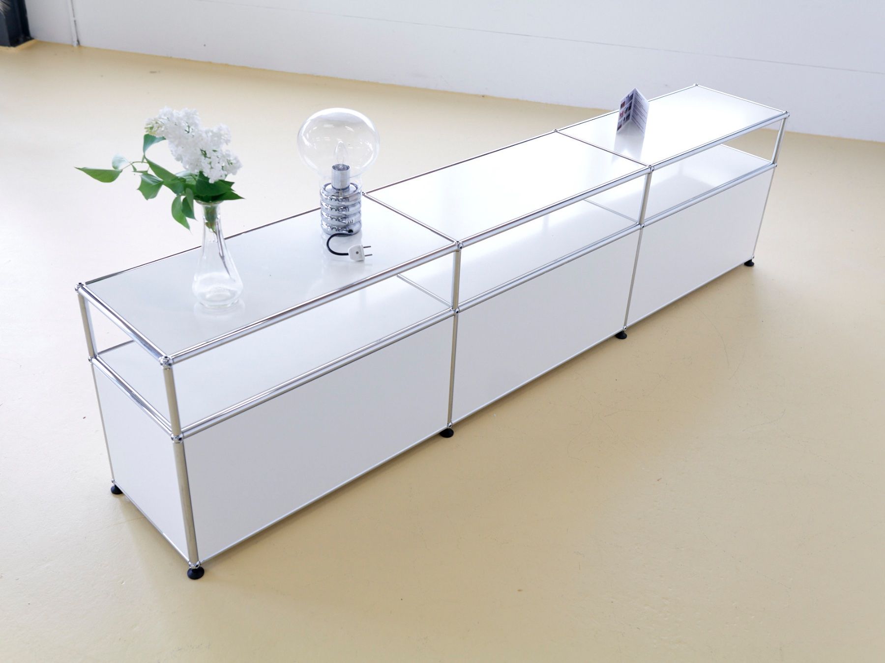 USM Cassettiere: USM Lowboard in Reinweiss – Usato da Meinisberg venduto da atelier_TILIJA 6