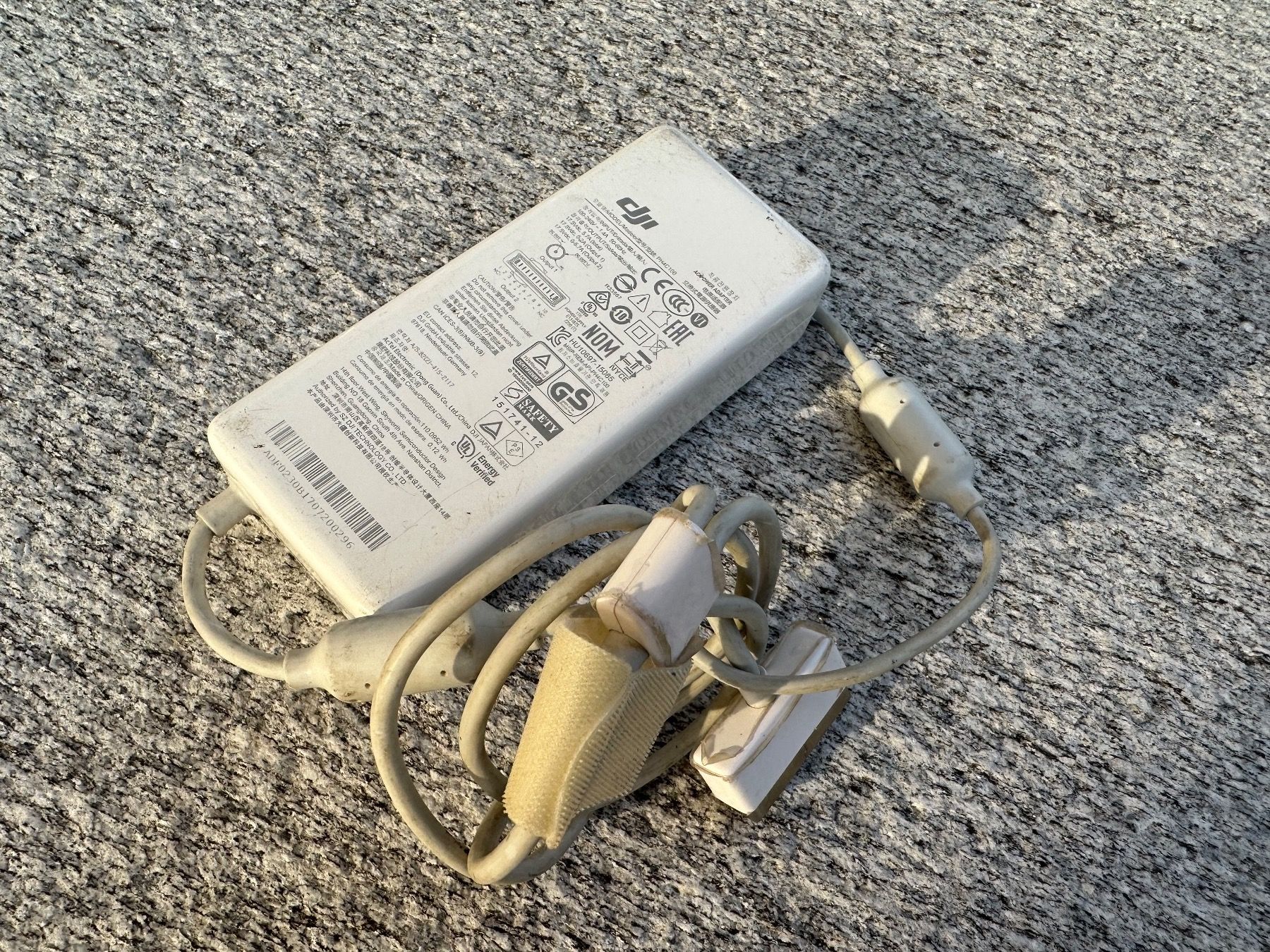DJI Batterie, Caricabatterie & Alimentatori: Genuine Phantom 4 pro charger tested – Usato da Chiasso venduto da Carrara-Modellismo 1