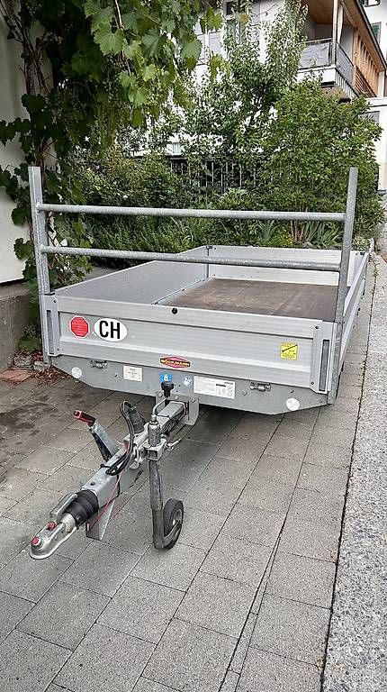 Böckmann Rimorchi: Böckmann Anhänger 2514/135 Hochlader – Usato da Reichenbach i. K. venduto da Arve70 1