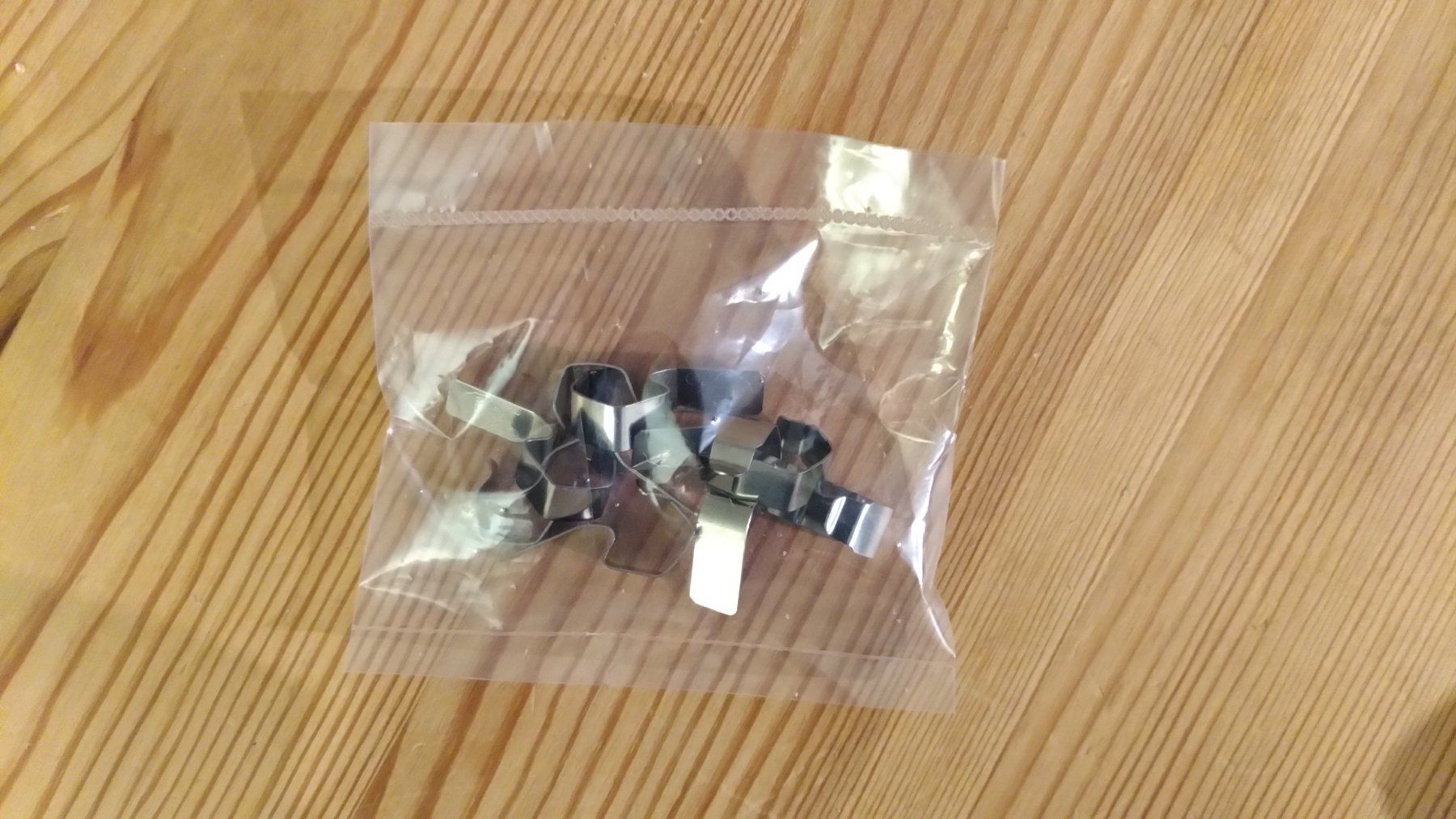 Weck Contenitori & Simili: Clips / Agrafes / Klammern - Weck - 8x – Nuovo e nell'imballaggio originale da Penthalaz venduto da schopferm