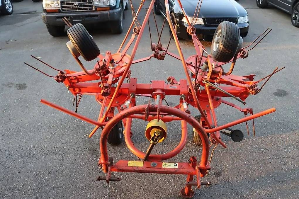Alle Maschinen: Kreiselheuer, Fella TH 400 DN – Gebraucht aus Wauwil von Patrol789 3