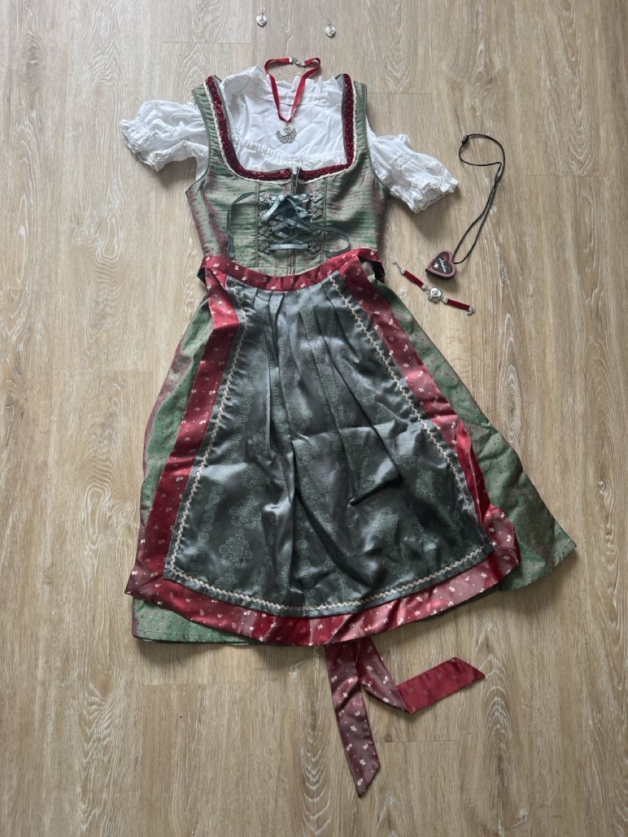 Kleider: Dirndl-Kleid mit Bluse und Jäckchen Grösse S – Gebraucht aus Buchrain von Ricardo_User18