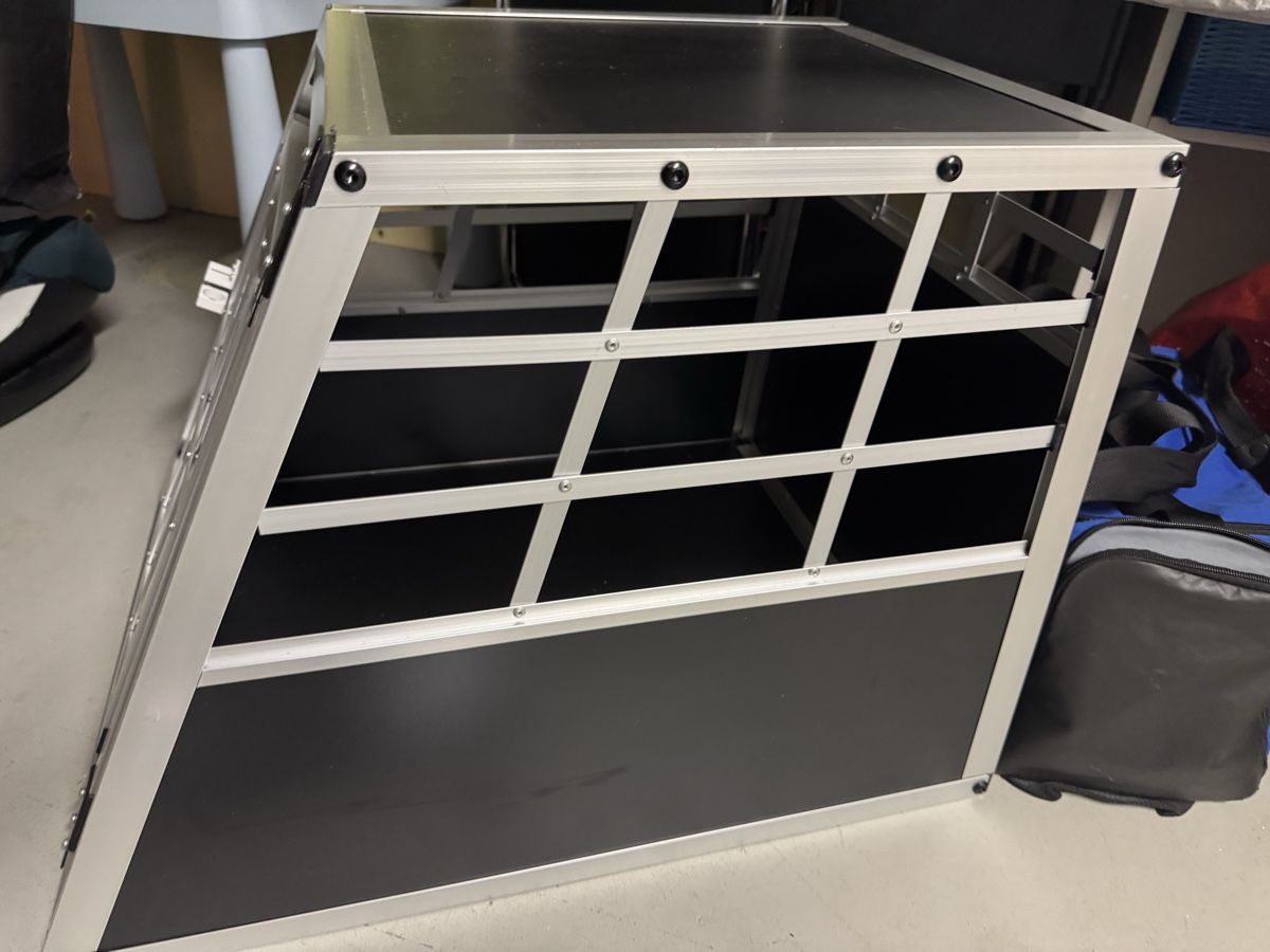 Cucce & Letti: Transportbox für Hünde – Nuovo (secondo la descrizione) da Dübendorf venduto da ADGA86 2