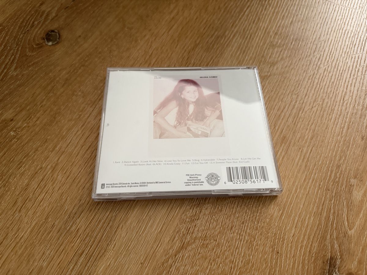 CD: Selena Gomez - Rare CD – Nuovo (secondo la descrizione) da Ettingen venduto da robbenlos 1