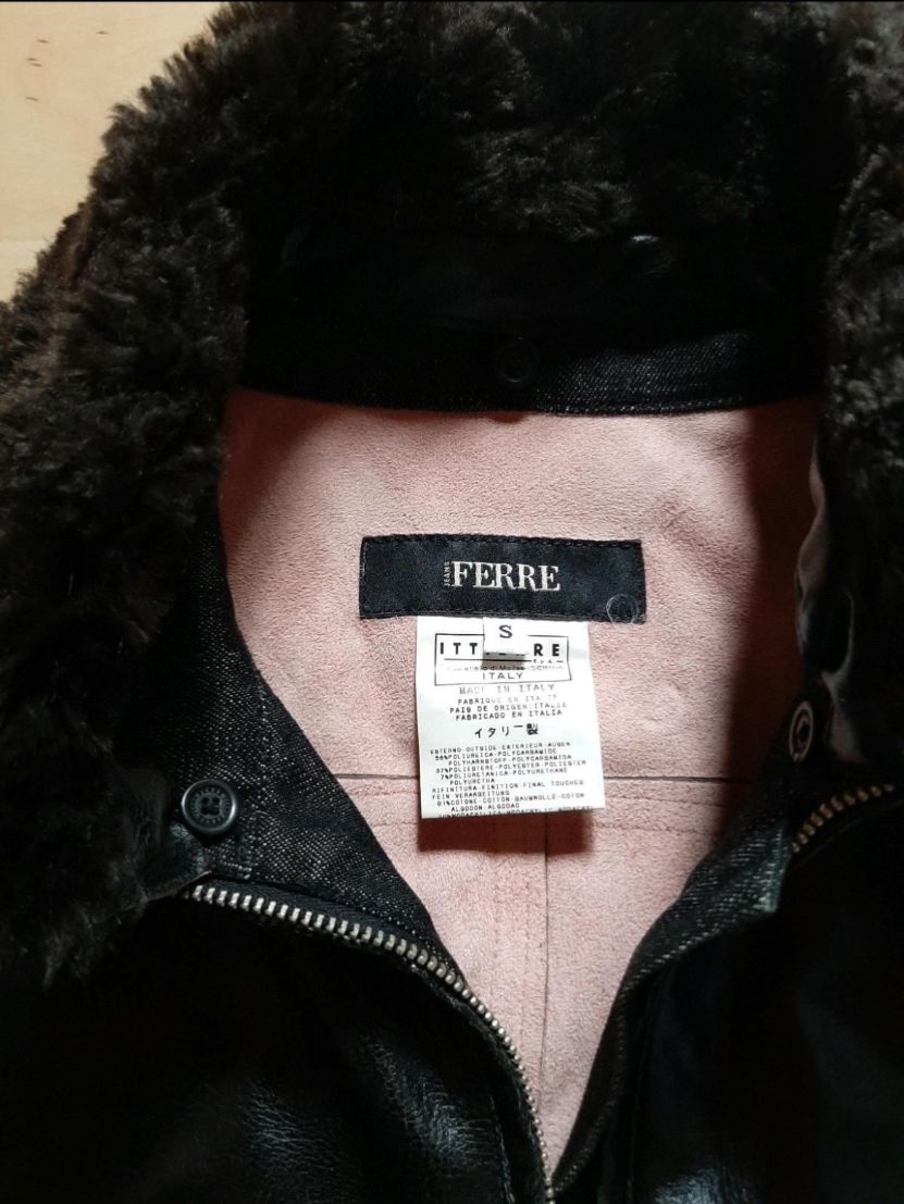 Gianfranco Ferre Jacken: Lederjacke Jeans Gianfranco Ferre schwarz Grösse S gebraucht – Gebraucht aus Zürich von rom_gq5t 1