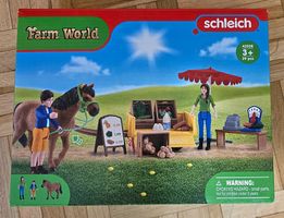 Schleich Stand Bauernhof + Hundehütte NEU+OVP statt Fr. 70.-