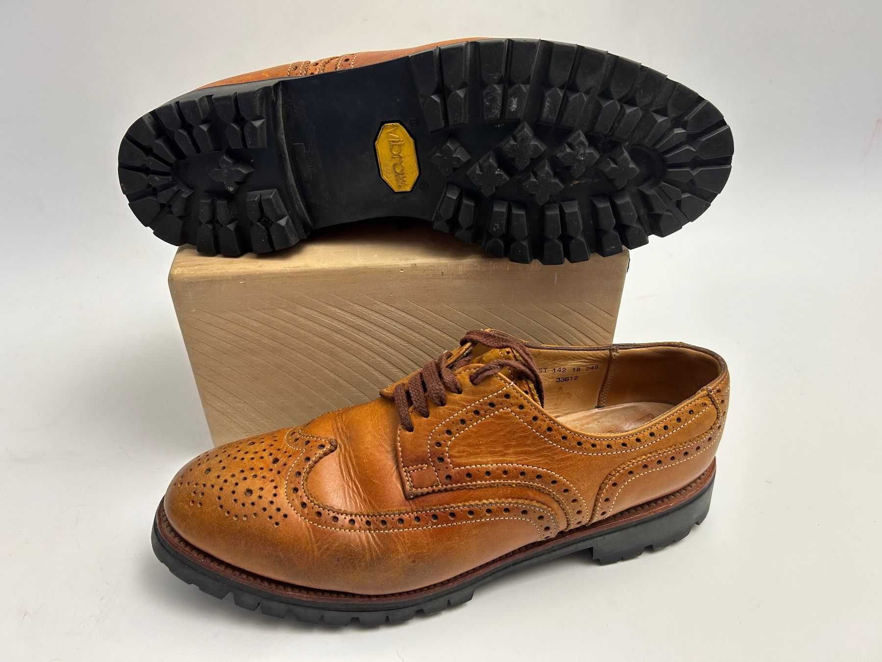 Scarpe da uomo: Herrenschuh, echte Budapester Wintertauglich, Gr. 10 – Usato da Rheineck venduto da emma.gut 4
