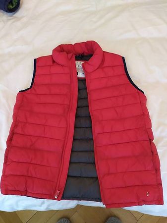 Doudoune enfants rouge sans manches GAP