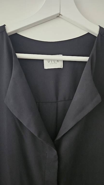 Camicette: Schwarze lange Vila Bluse – Usato da Rothenburg venduto da man_cb7f 3