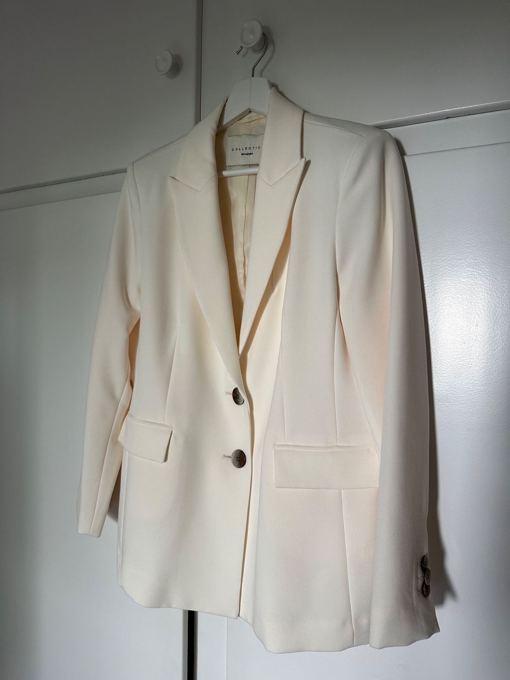 Giacche: Blazer Damen creme-weiss Gr.40 – Usato da Zürich venduto da cpadellina 1