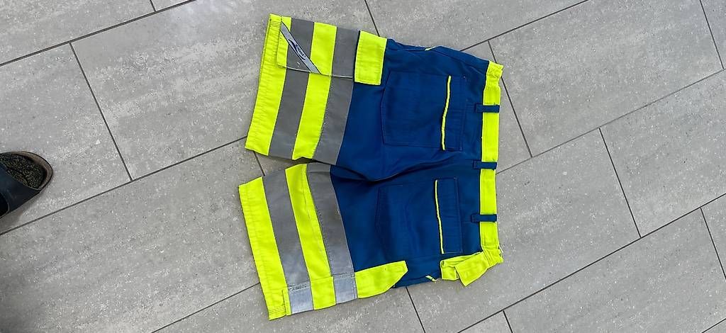 Wikland Pantaloni: arbeits shorts grösse 48 – Usato da Hausen AG venduto da mb2023 1