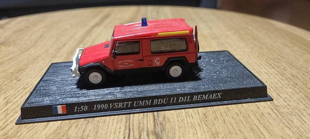 Modellini d'auto: Feuerwehr VSRTT UMM BDU 11 DIL BEMAEX – Usato da Landquart venduto da Predi91
