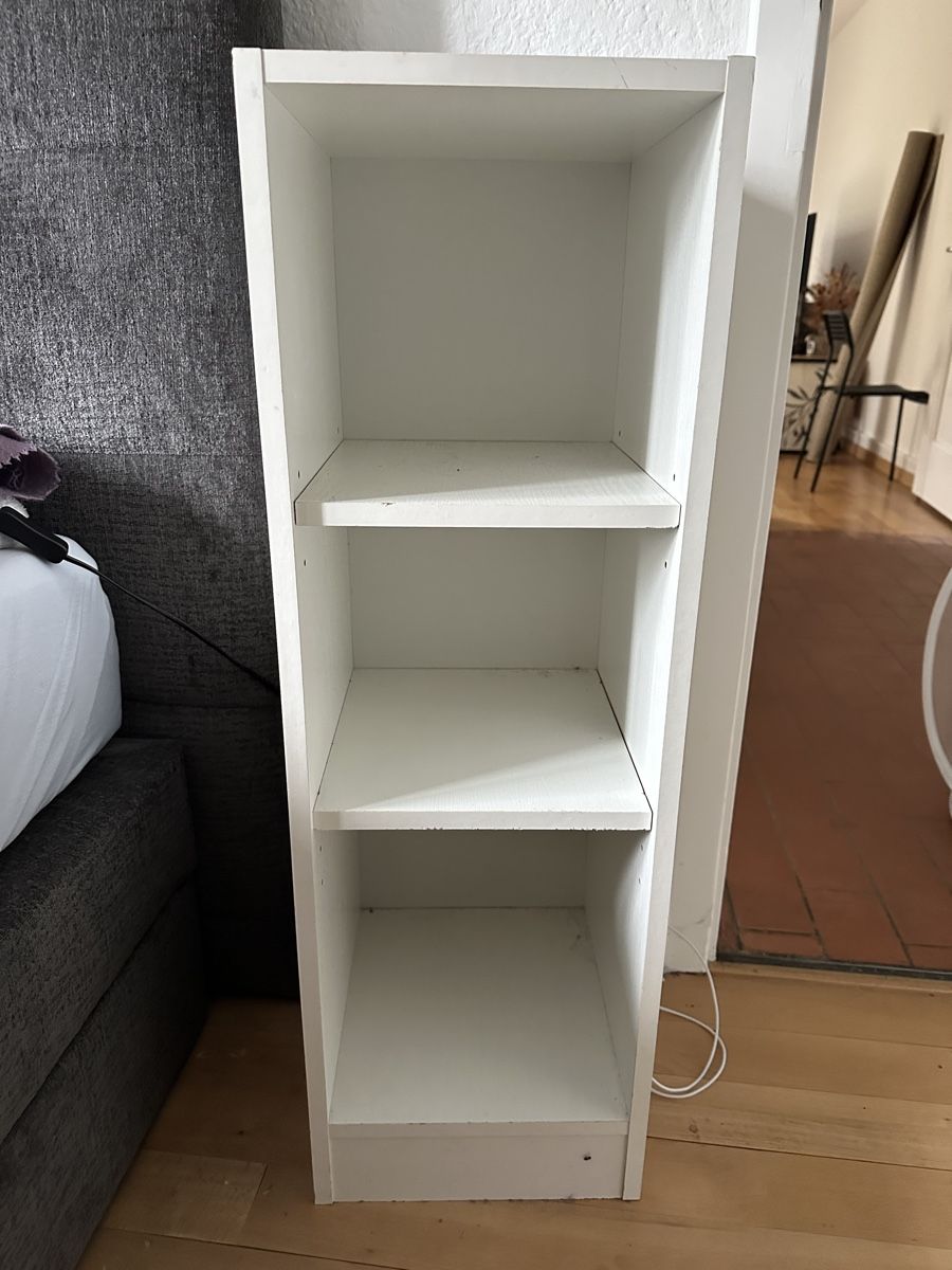 Regale: Weisses Gestell – Gebraucht aus Bern von Geraldine025