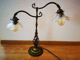 Elegante Vintage-Tischleuchte (Jugendstil-Stil)