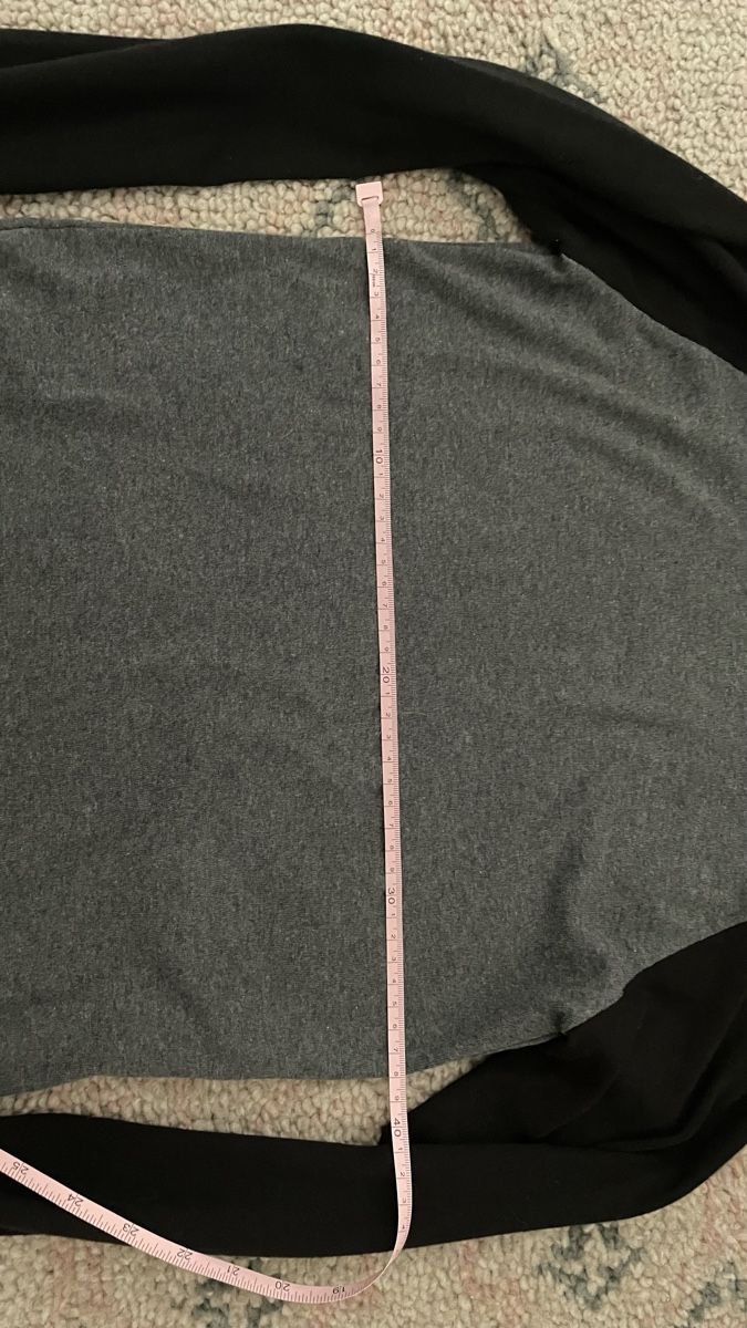 Brandy Melville Top: Langarm Shirt Brandy Melville – Nuovo (secondo la descrizione) da Oetwil am See venduto da ser_j95v 3