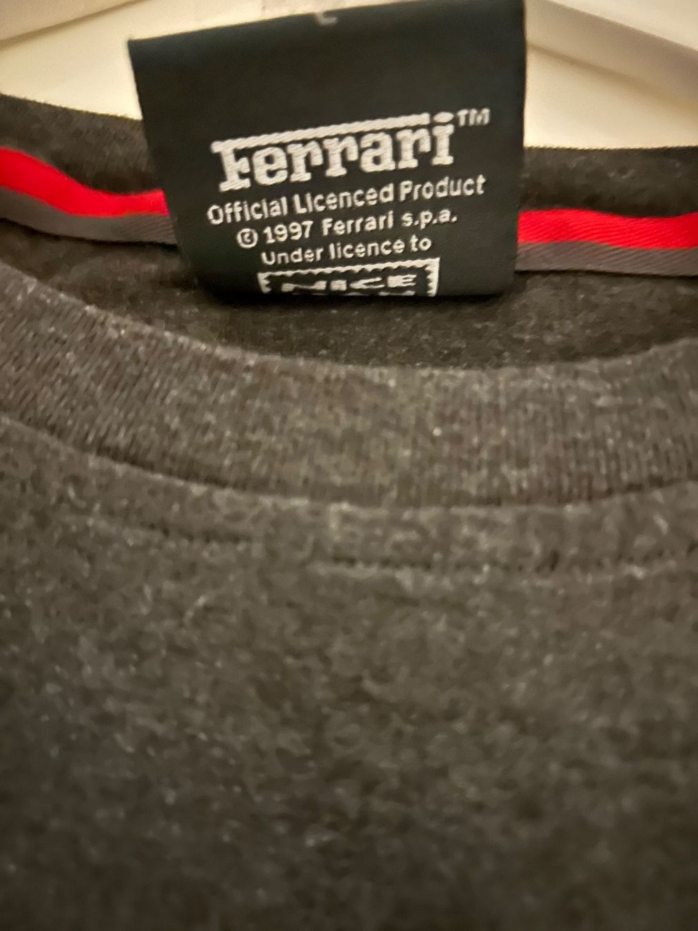Ferrari Maglioni & Felpe: Ferrari Sweatshirt – Usato da Zumikon venduto da Uranus88 1
