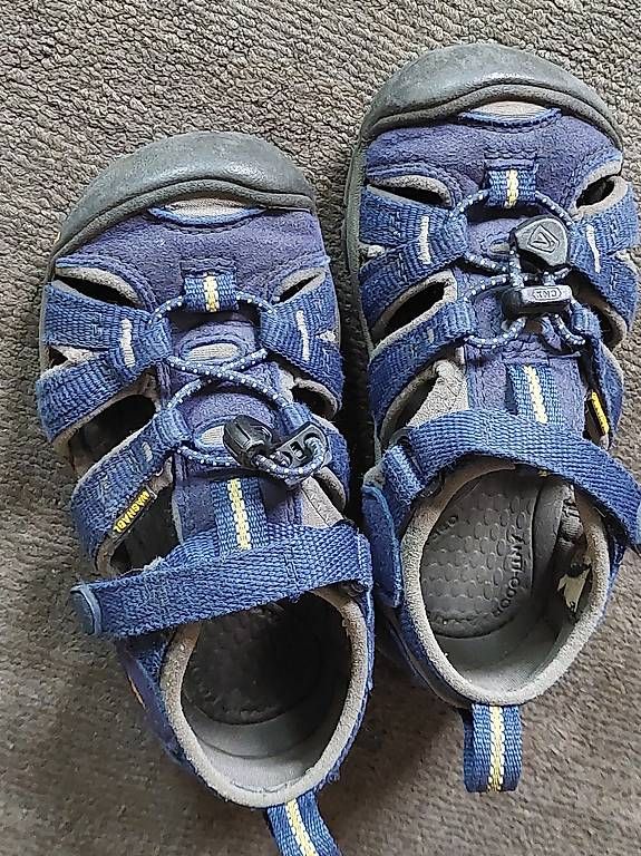 Scarpe per ragazzi: Keen Sandalen Grösse 27/28 – Usato da Zofingen venduto da Lottischilet