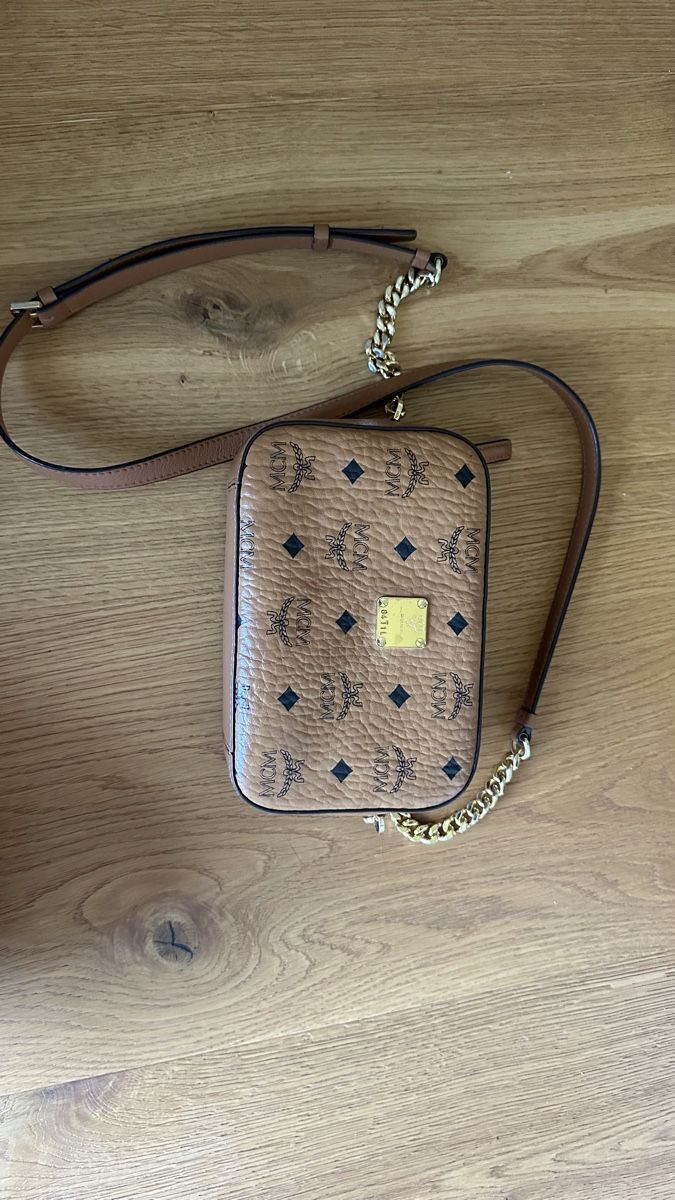 Mcm Borse da donna: MCM Tasche – Usato da Reinach AG venduto da dor_fk8z 3
