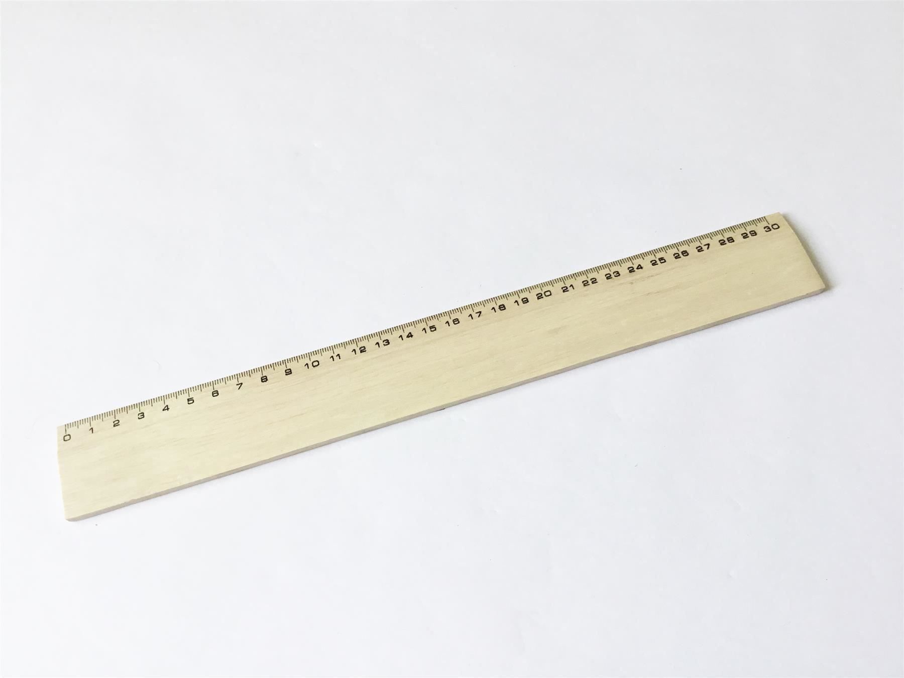 Altro in Scrittura & Disegno: Lineal, Holz, 300 mm, Buche – Nuovo e nell'imballaggio originale da St. Gallen venduto da cointec 1