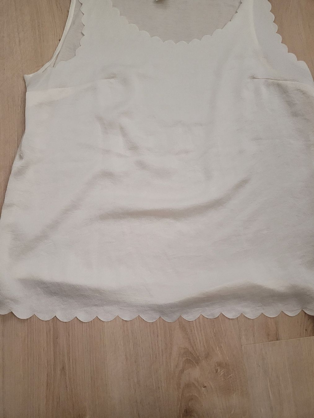 Top: Top Gr. M – Usato da Lupsingen venduto da sta_wgg5 1