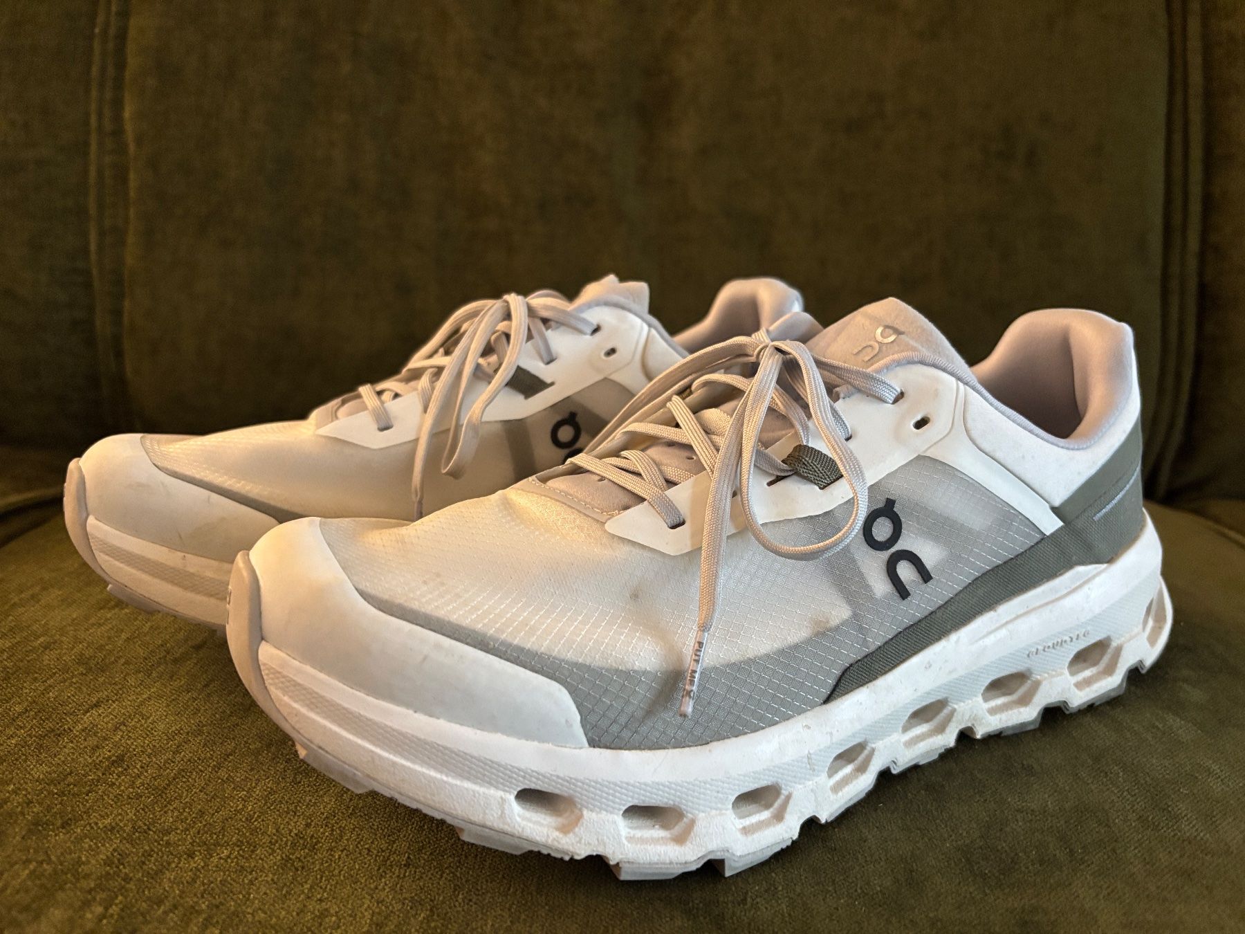 On Scarpe da uomo: On Running - Cloudvista 2 - Wander - Trail Laufschuh – Usato da Herrliberg venduto da Tcardo