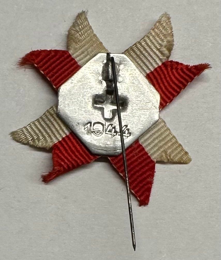 Placchette & Badge: altes 1. August Abzeichen von 1944 – Usato da Gümligen venduto da Delphi6 1