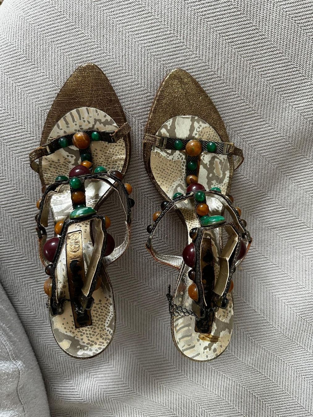 Scarpe da donna: Gladiator Stil Sandalen mit Schmucksteinen Gr. 38 – Usato da Thalwil venduto da victoriaSog 1