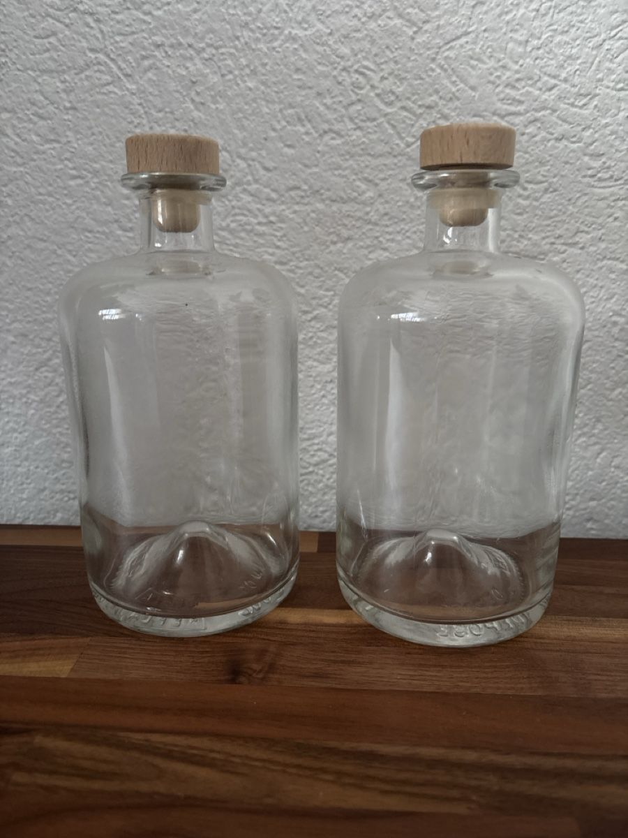 Altro in Stoviglie & Bicchieri: 2 Flaschen 700ml – Usato da Steffisburg venduto da nikita009