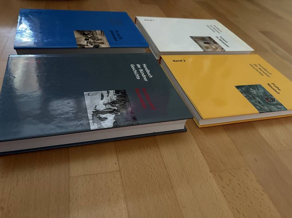 Libri: Handbuch der Bündner Geschichte  4 Bände – Usato da Biel-Benken BL venduto da AngiSchaefer 1