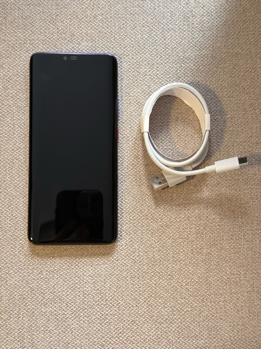 Huawei Telefoni cellulari / Smartphones: Huawei mate 20 pro  – Nuovo (secondo la descrizione) da Einigen venduto da iva_86t8