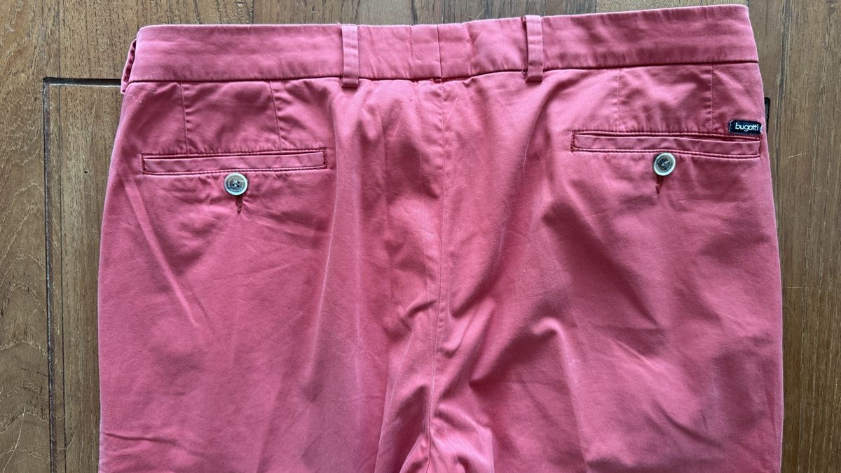 Bugatti Hosen: Bugatti Hosen Rot L – Gebraucht aus Zollikon von rose59 5