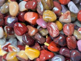 Strang echte Mookaite Nuggets / stone 8-10 mm