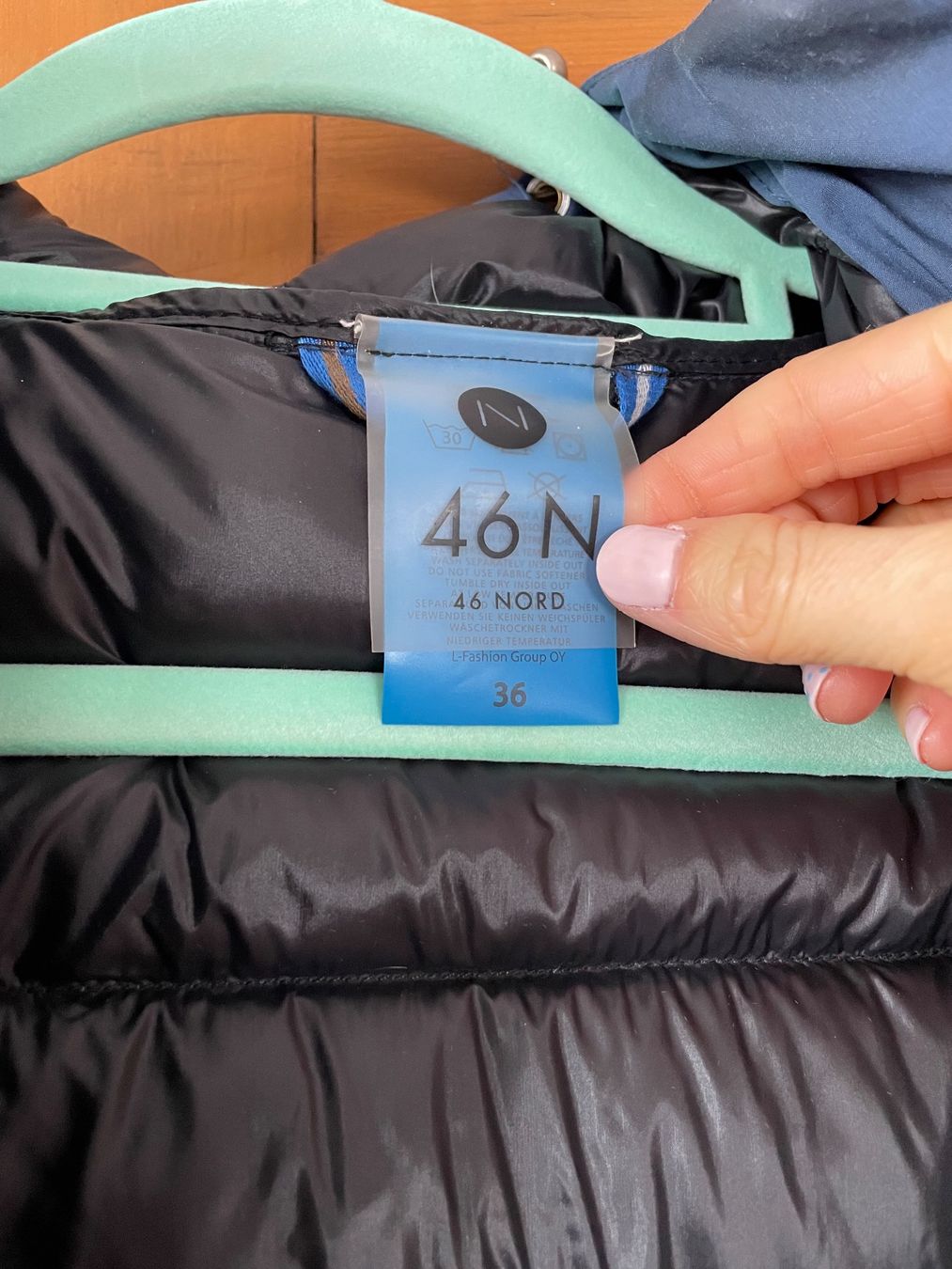 46 Nord Giacche: 46 N Daunenjacke – Usato da Zürich venduto da hol_wwr2 2