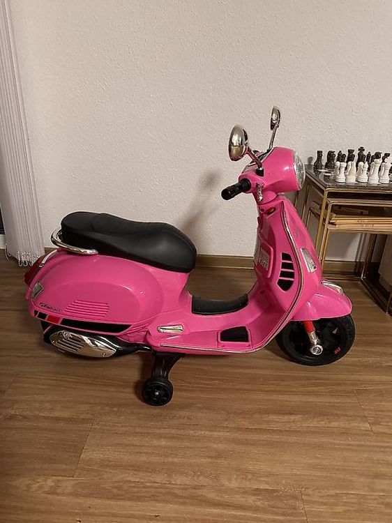Kinder Elektro Scooter Vespa Rosa Occasion | Kaufen auf Ricardo
