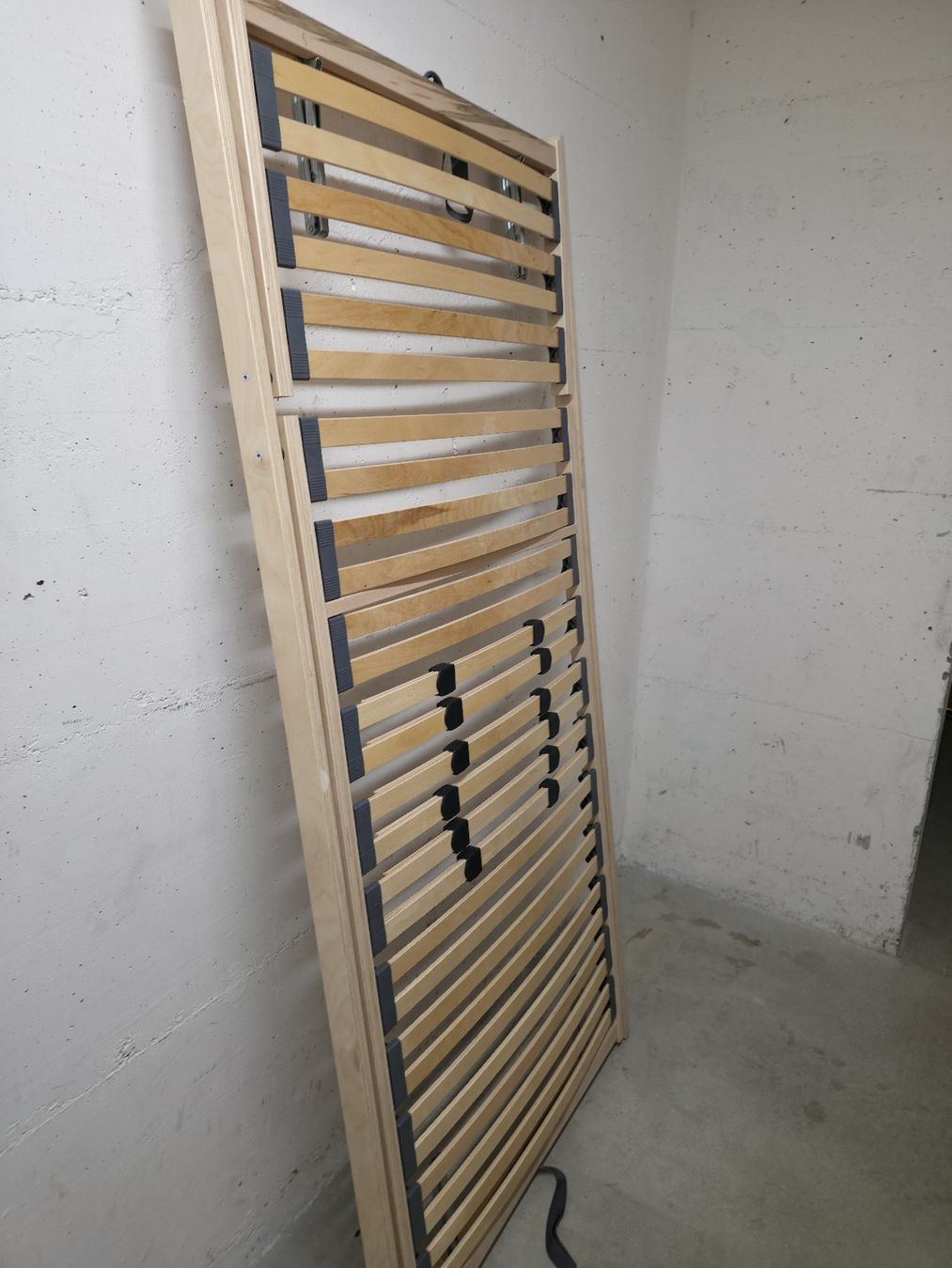 Sommiers: Bett Lattenrost – D'occasion à Niederglatt ZH par pil_m8bn