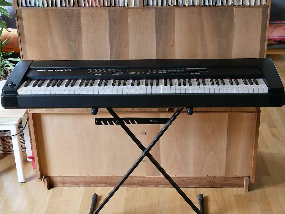 Roland Strumenti musicali: Roland RD-500 E-Piano – Usato da Bern venduto da kim_q8sq 2