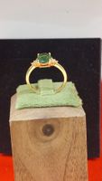 Ring mit grünem Stein, Top Zustand, Grösse 57