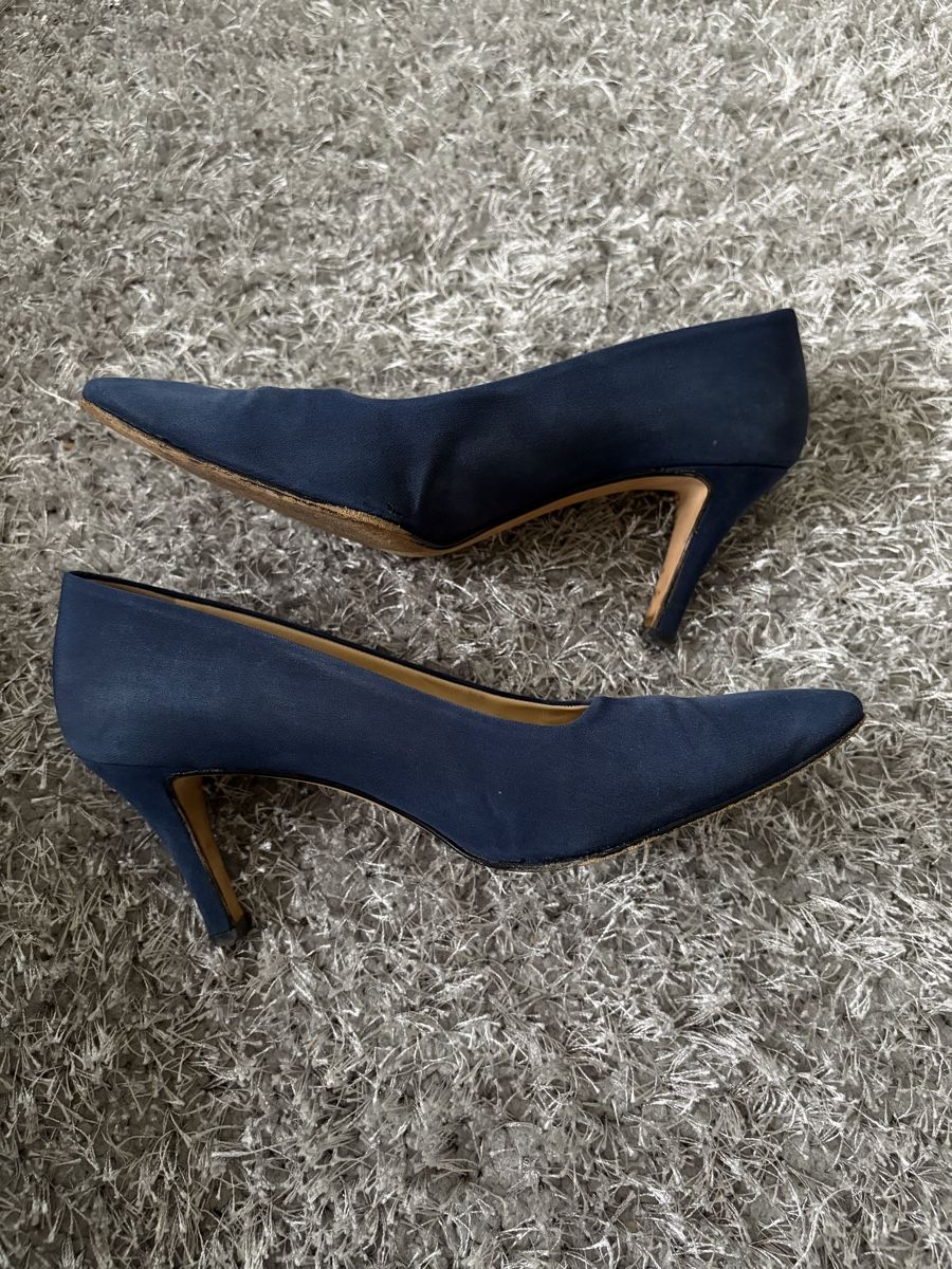 Prada Scarpe da donna: Prada Milano Navy Blue Heels – Usato da Brislach venduto da edu_t6pq 2