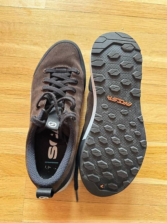 Scarpa Scarpe da donna: Scarpa Spirit Evo Anthracite Gr. 39.5 – Usato da Zürich venduto da vasile23