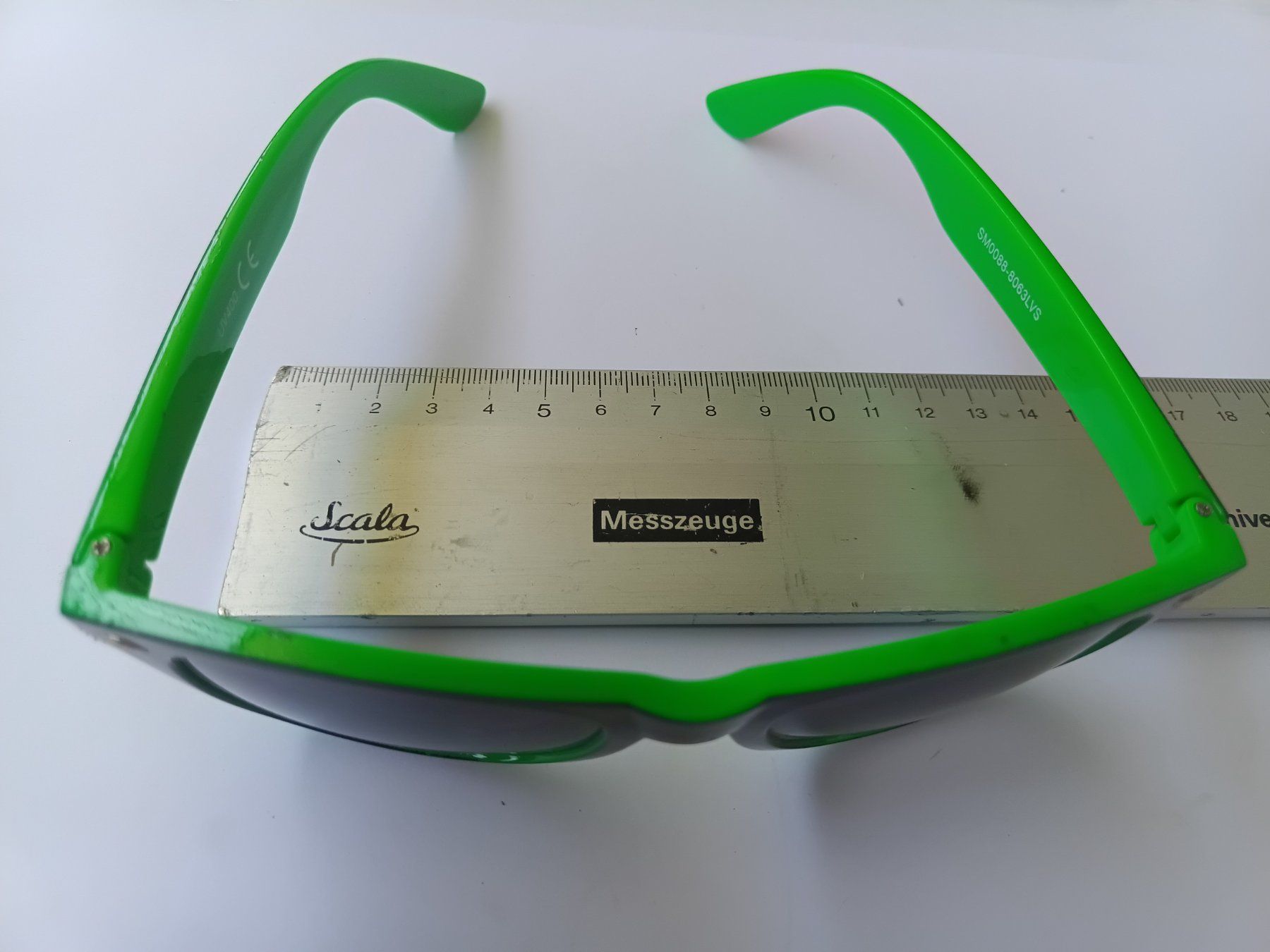 Occhiali & Lenti: Sonnenbrille schwarz/gruen – Nuovo (secondo la descrizione) da Wängi venduto da Ladys_First 1