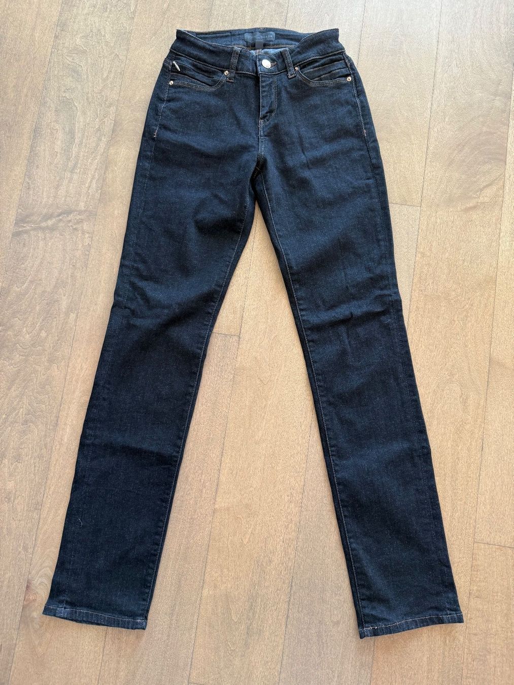 Esprit Jeans: ESPRIT - schwarze Jeans (Gr. 25/32) – Usato da Meilen venduto da kleisi01