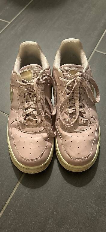 Scarpe da donna: Nike AF1 – Usato da Vaduz venduto da alina_hasler