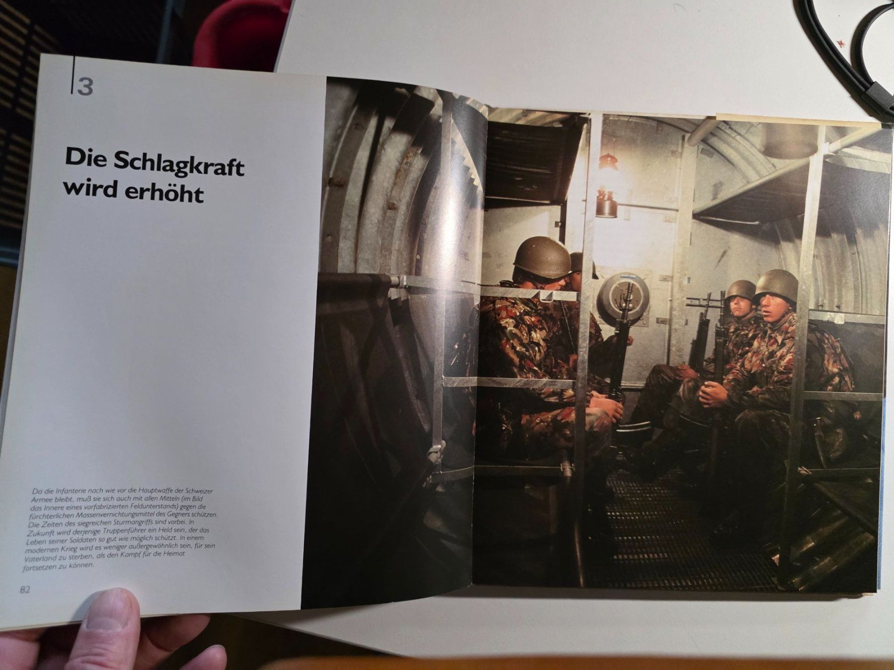 Libri: Die Armee - Mondo Buch 1988 – Difettoso da Walterswil BE venduto da Lonitti 4
